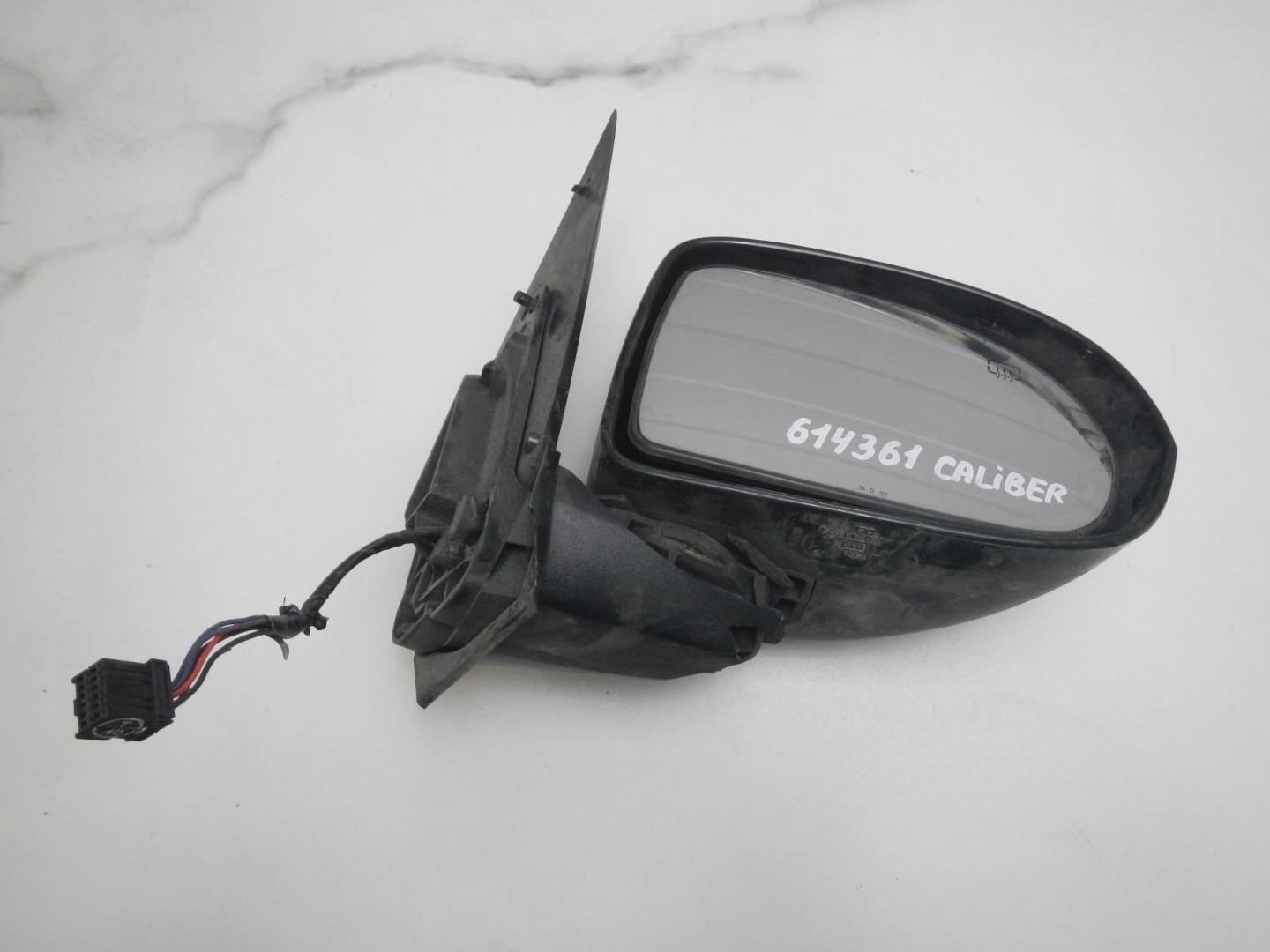 Зеркало правое электрическое