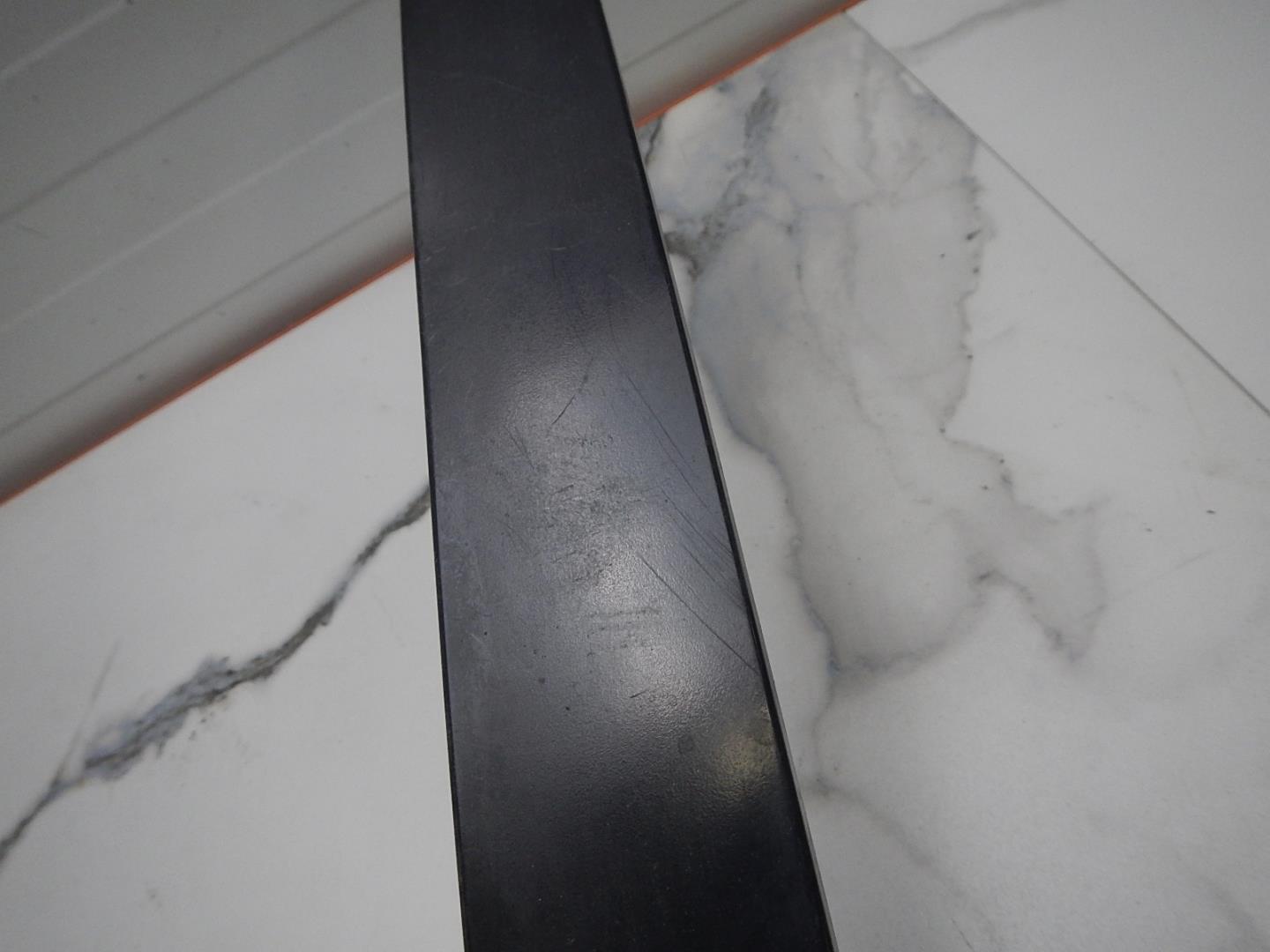 Накладка двери передней левой