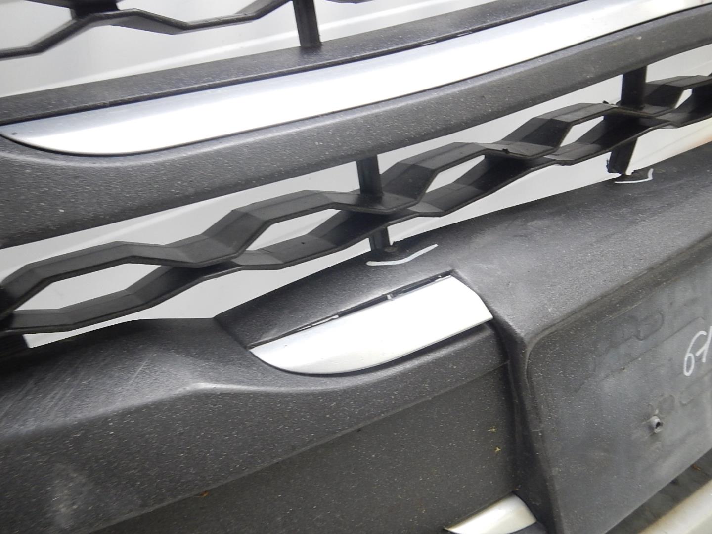 Решетка радиатора