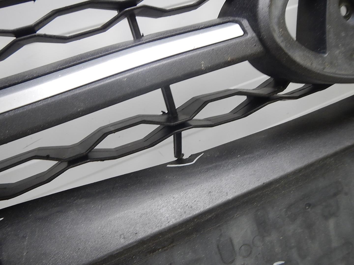 Решетка радиатора