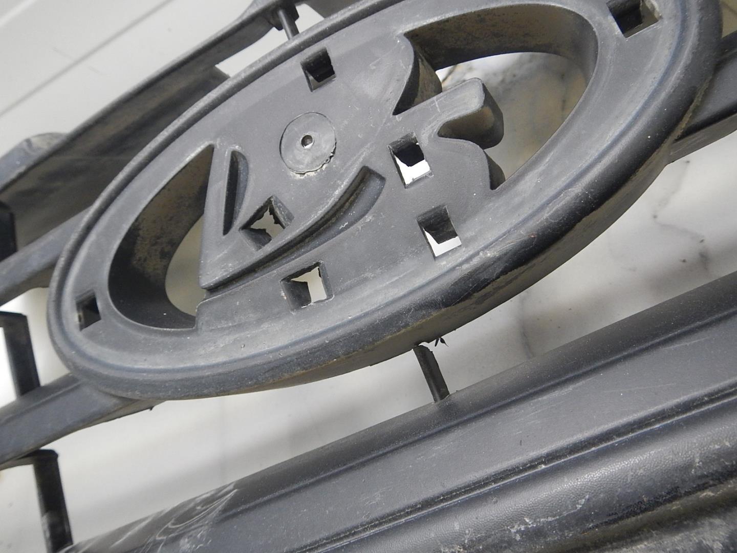 Решетка радиатора