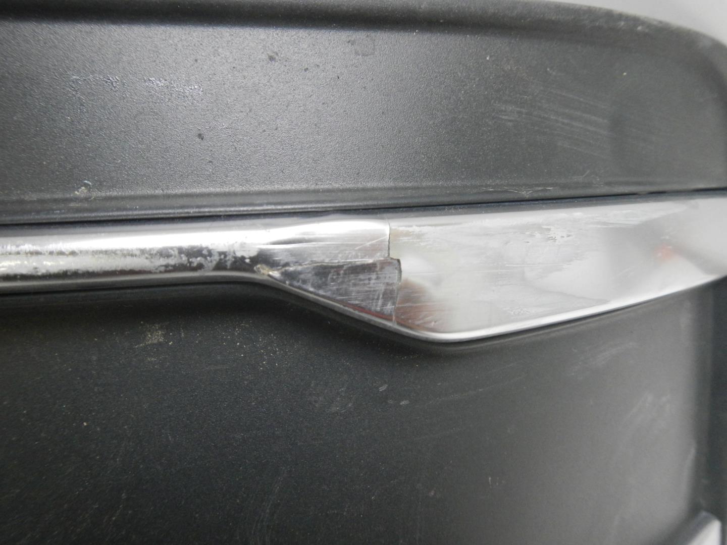 Решетка в бампер левая