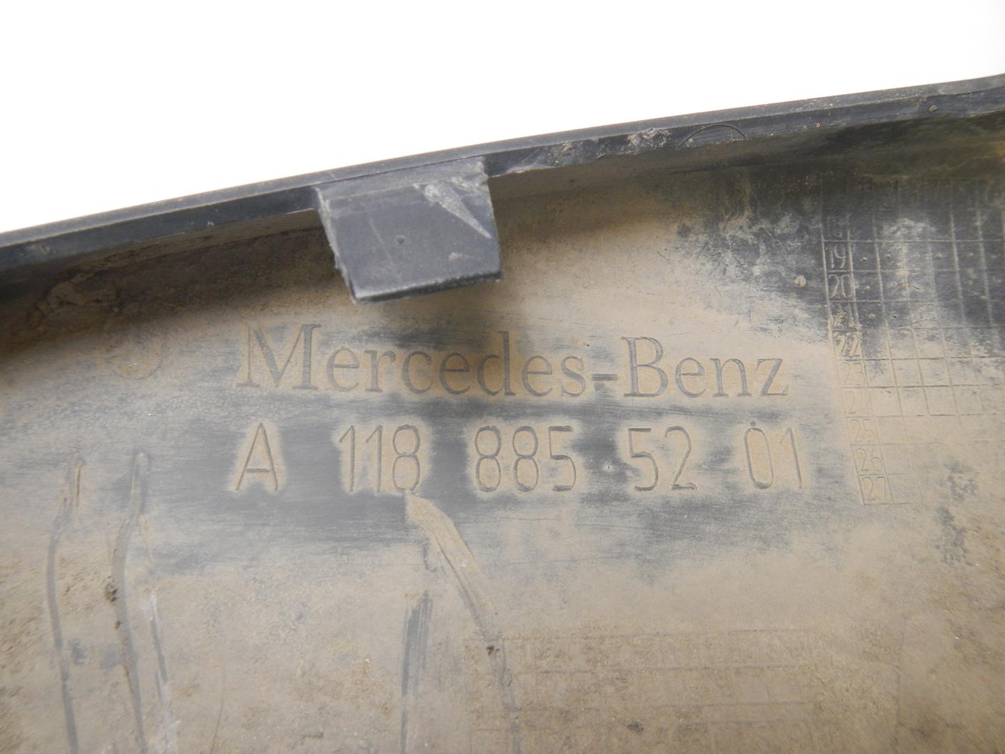 Накладка переднего бампера правая