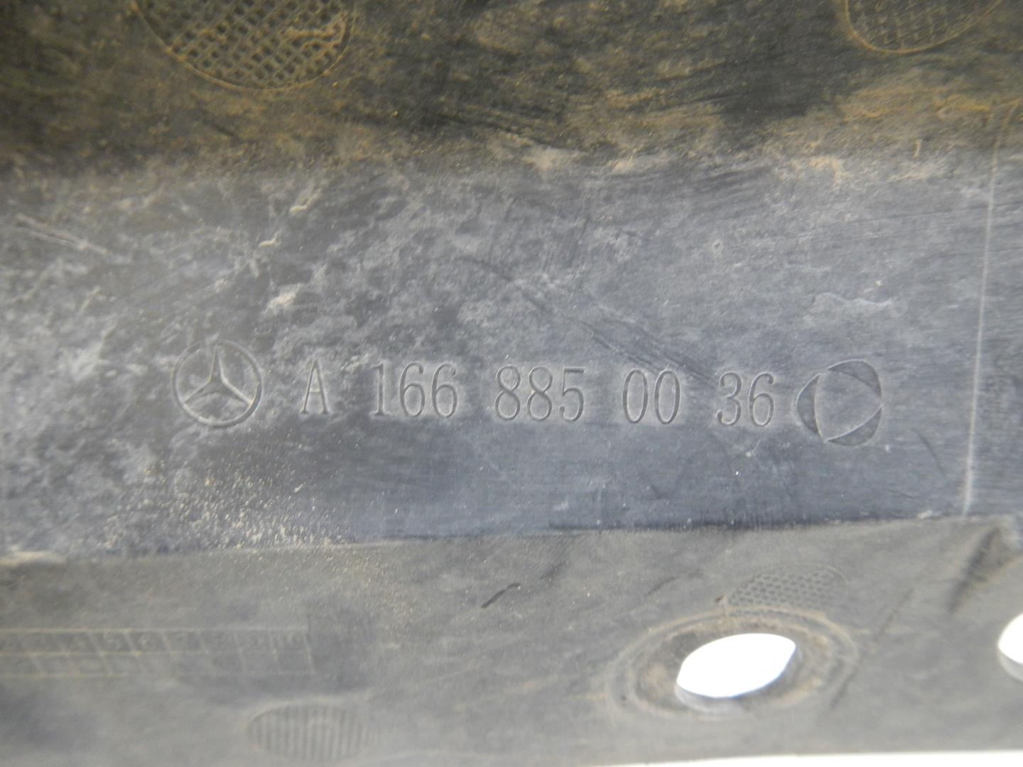 Кронштейн переднего бампера