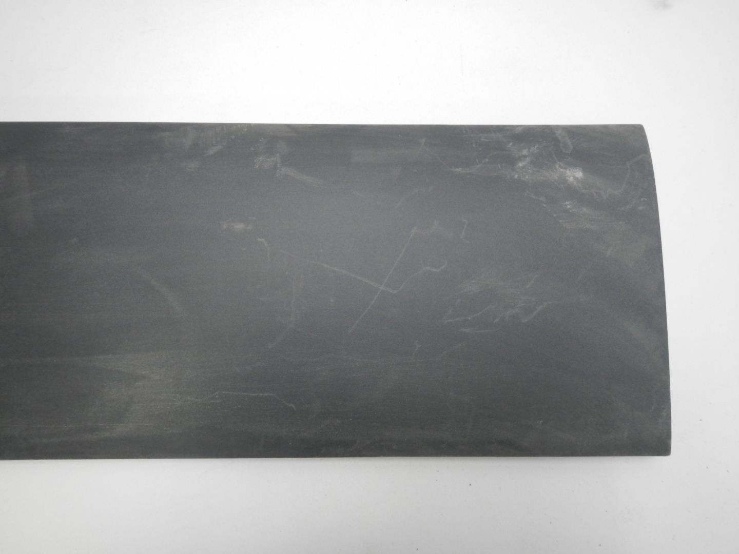 Молдинг задней правой двери