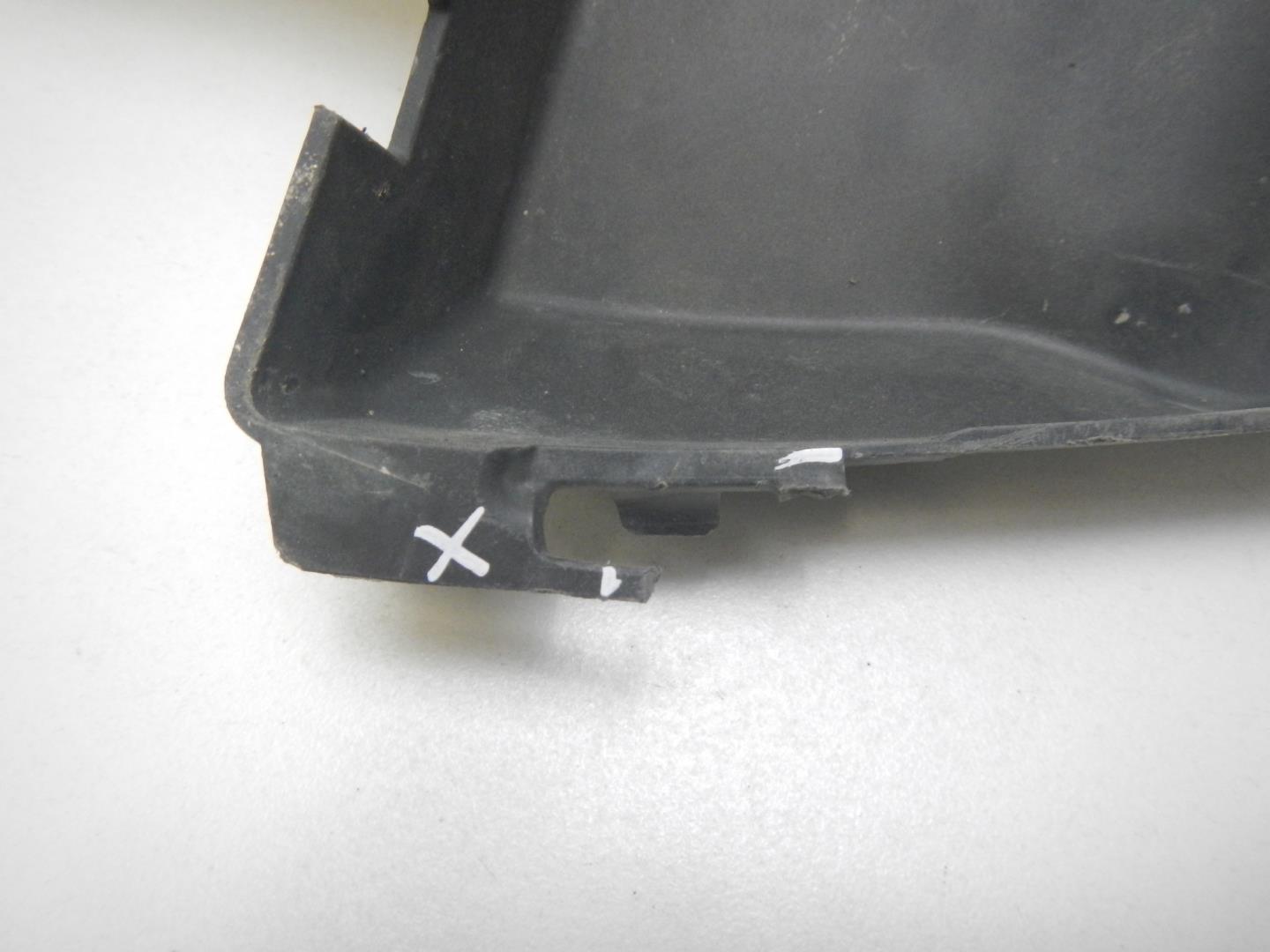 Воздуховод радиатора левый