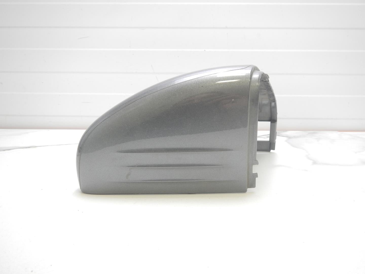 Крышка корпуса зеркала правого