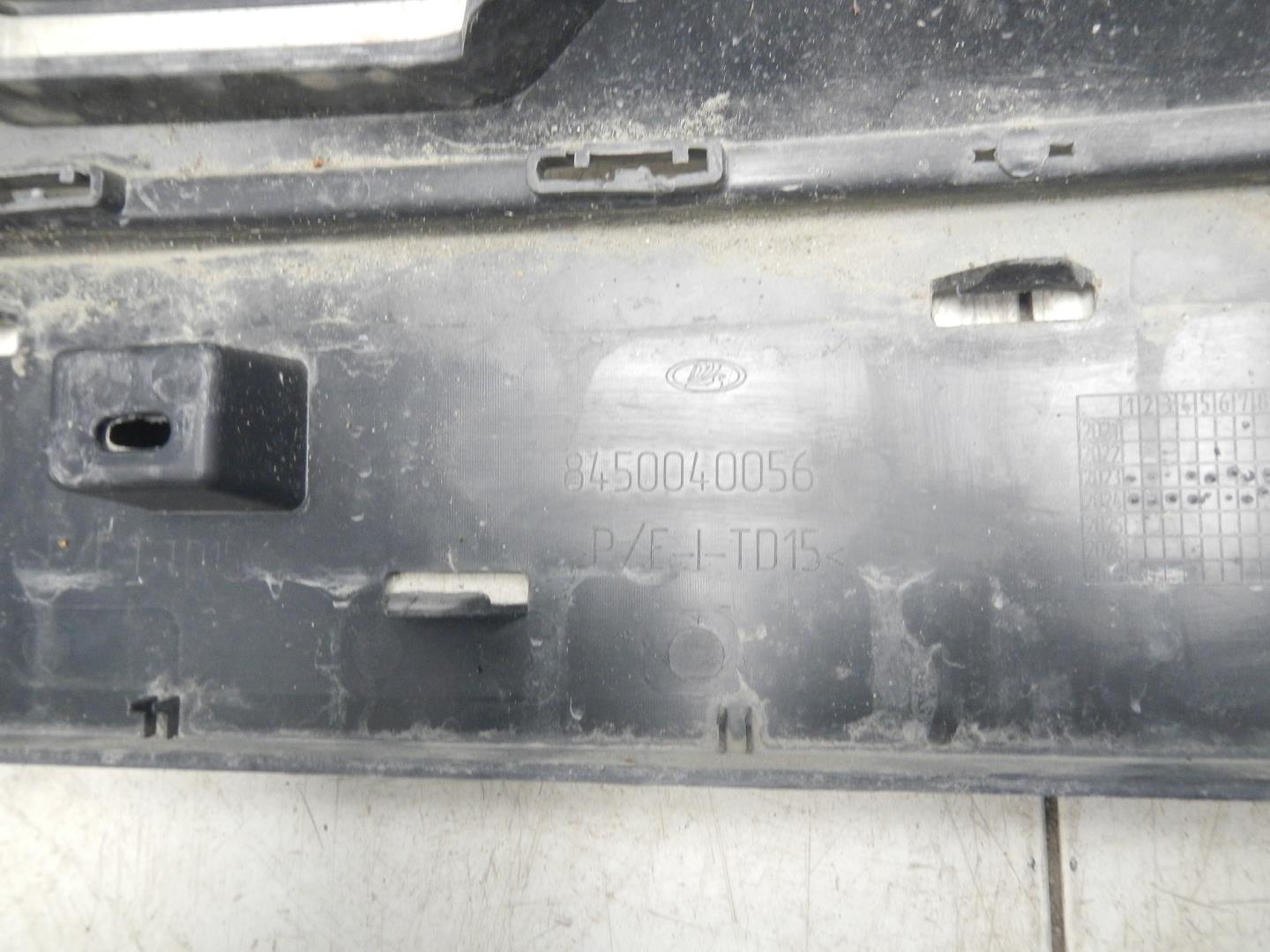 Бампер передний