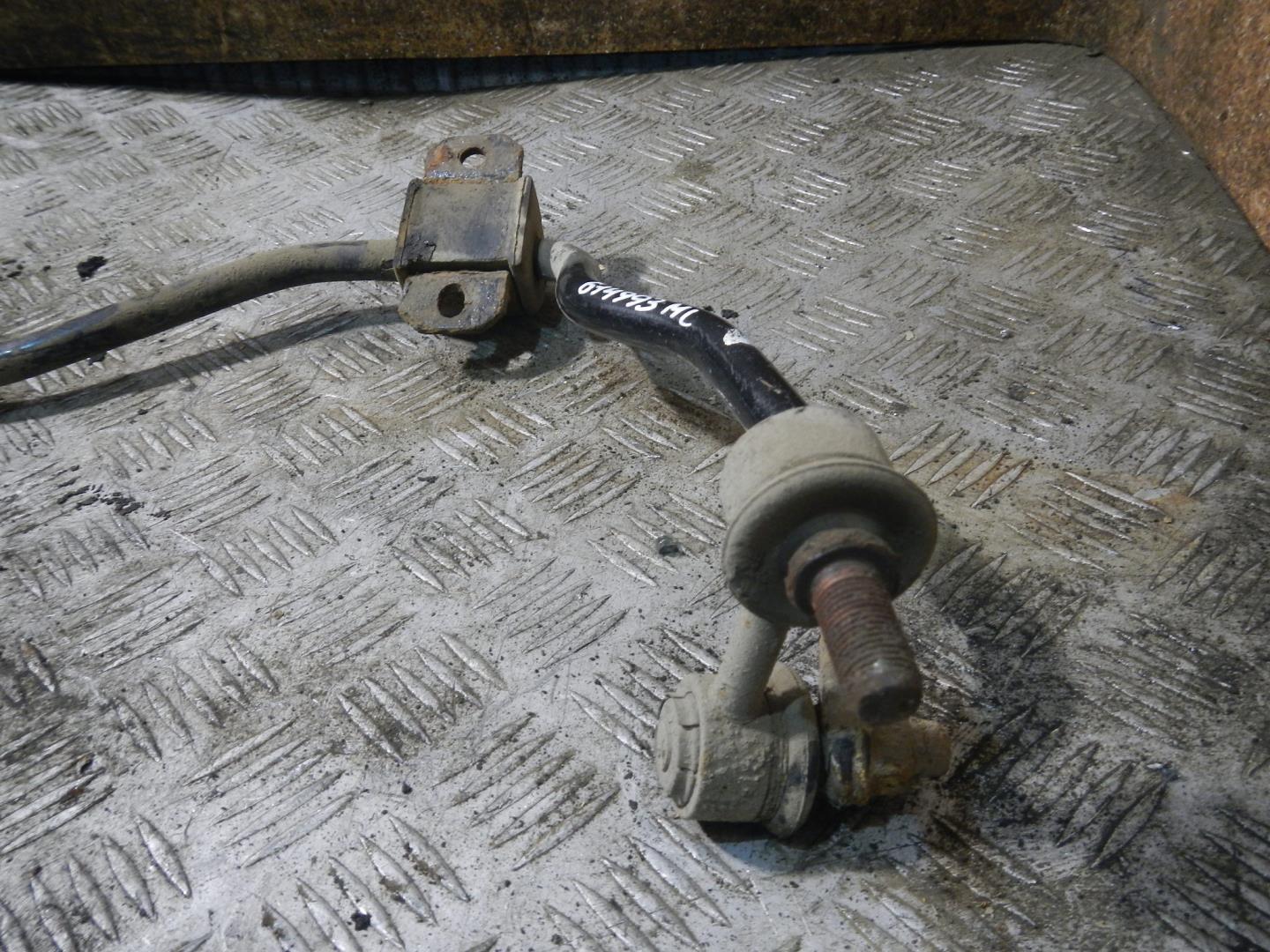 Стабилизатор задний