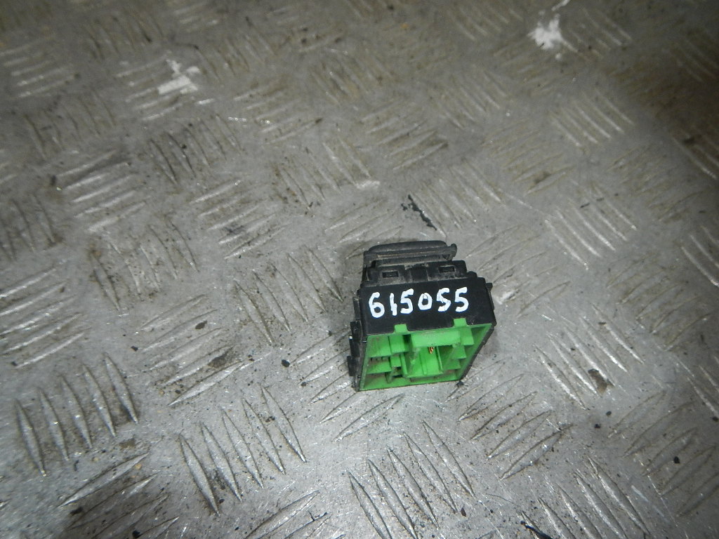 Переключатель регулировки зеркал