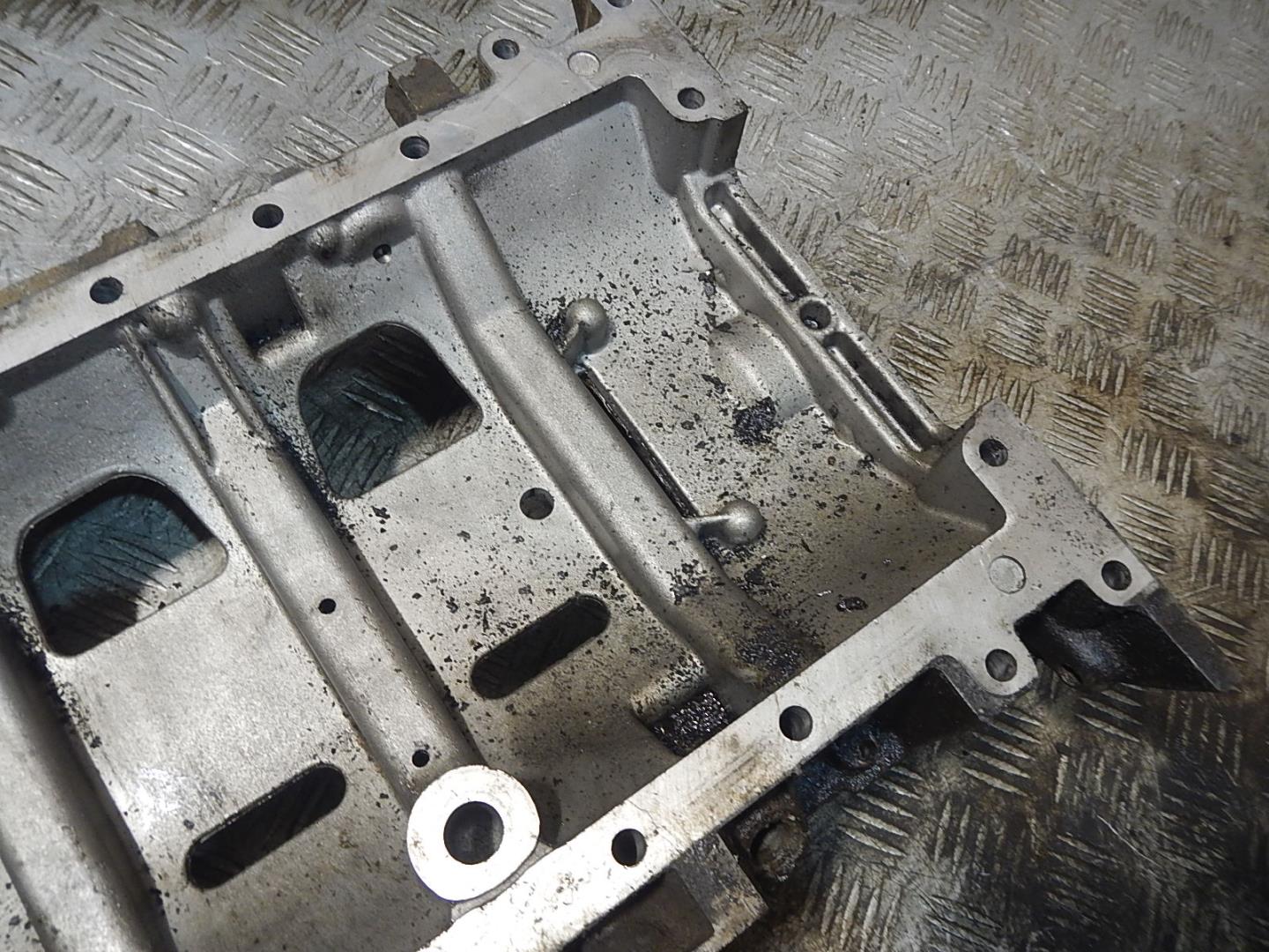 Поддон масляный двигателя (картер)