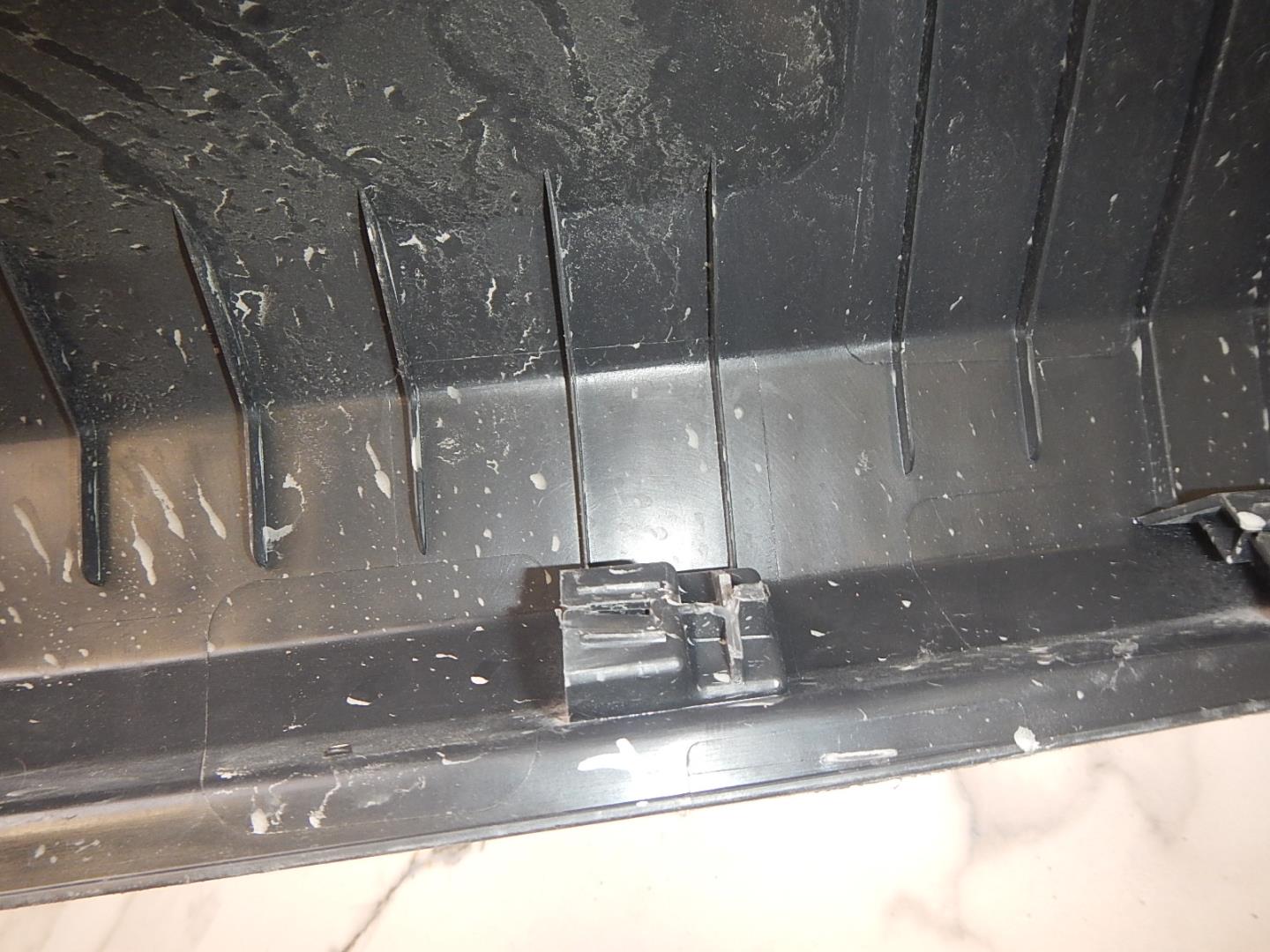 Обшивка багажника