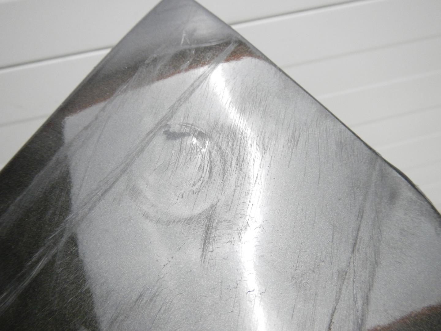 Заглушка буксировочного крюка