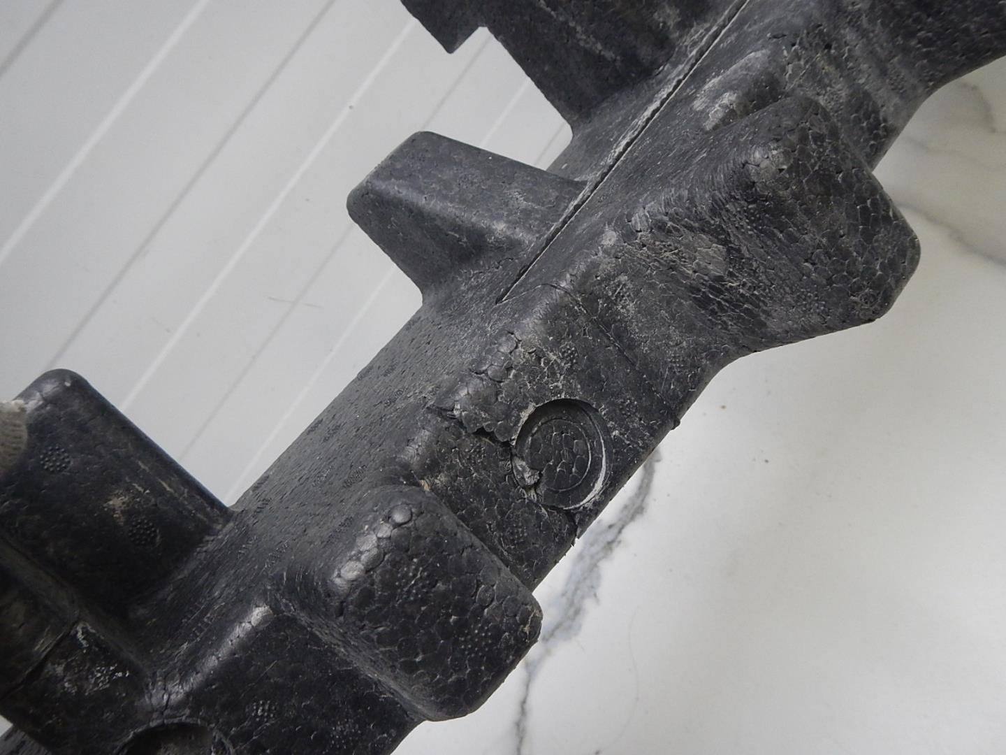 Наполнитель переднего бампера