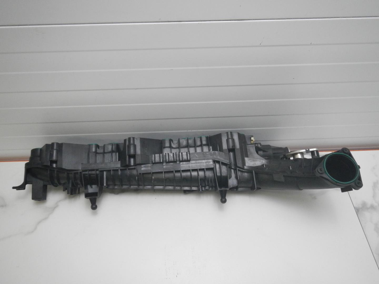 Коллектор впускной