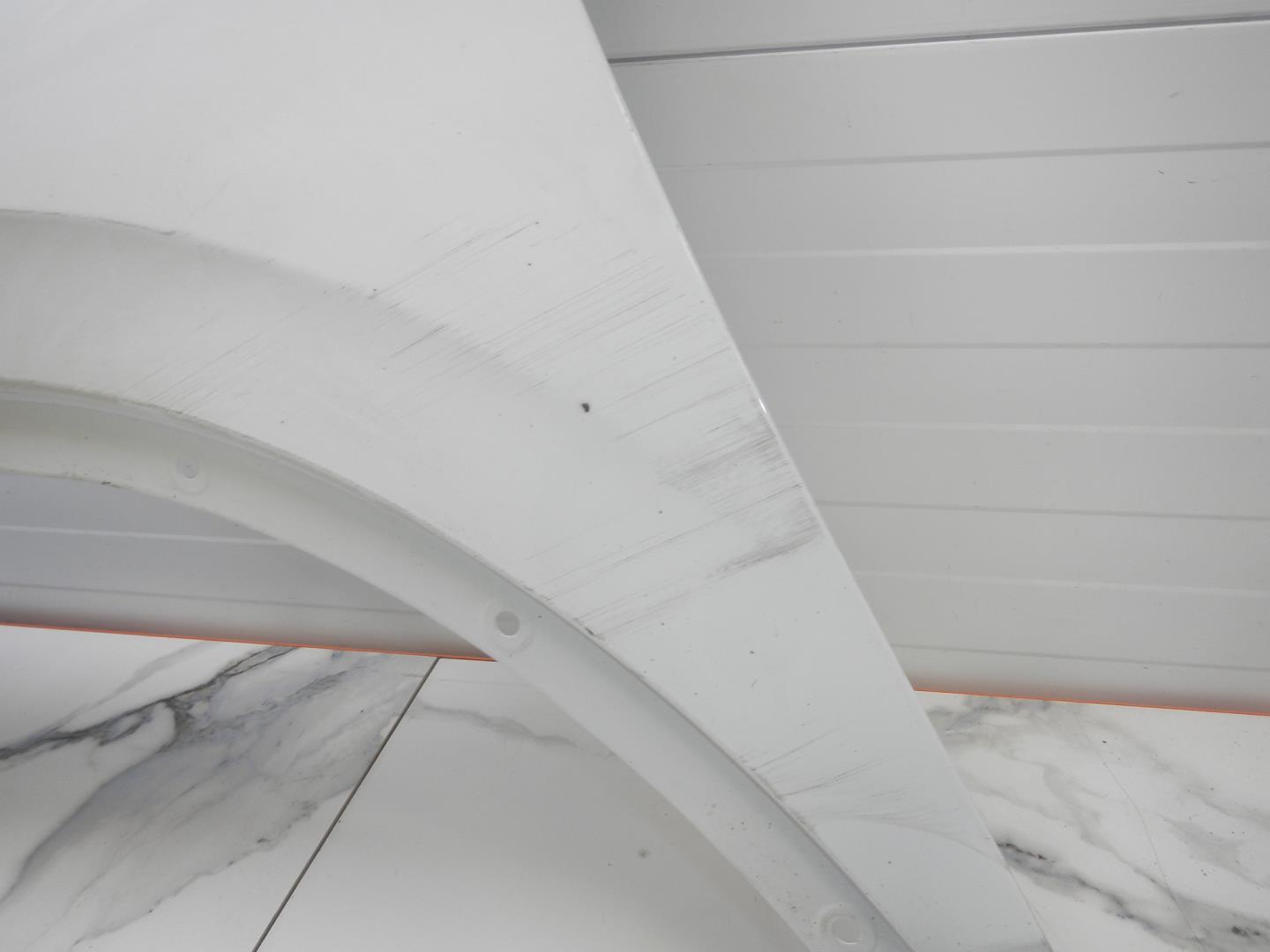 Крыло переднее левое