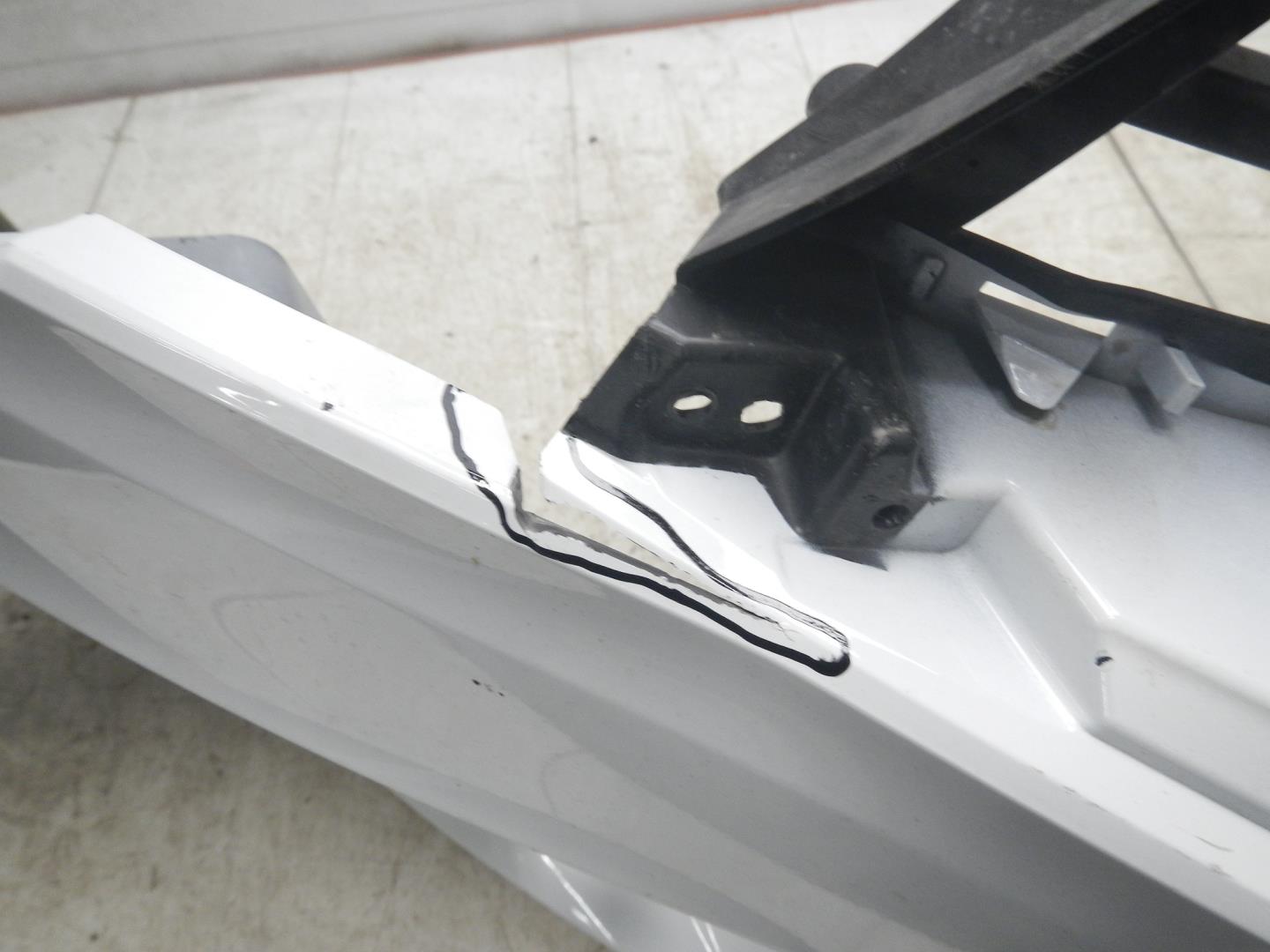 Бампер передний