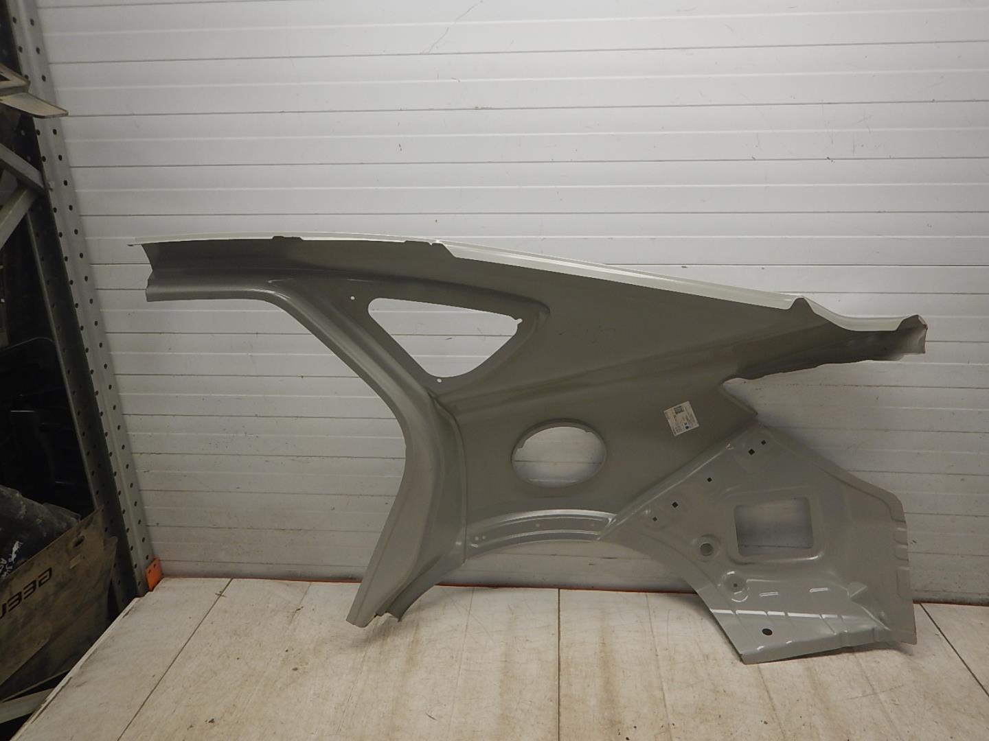 Крыло заднее правое