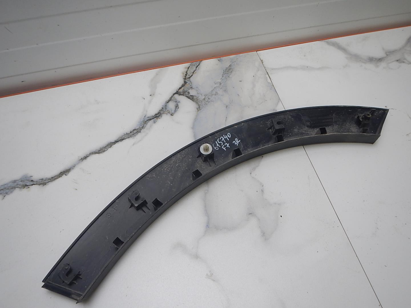 Накладка двери задней правой