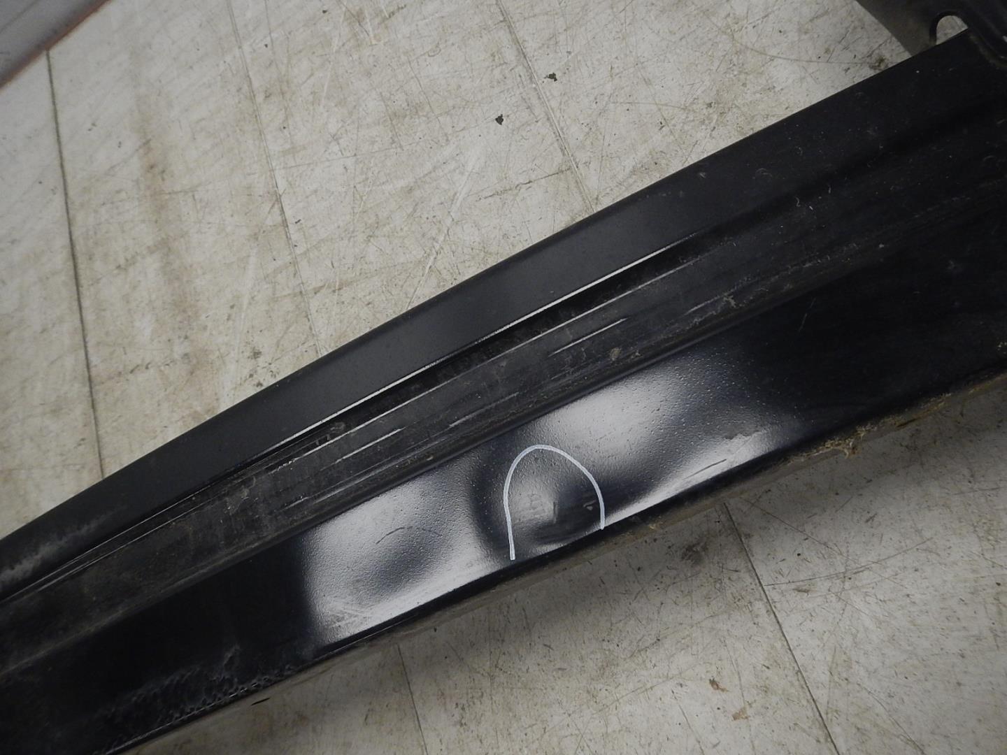 Усилитель переднего бампера