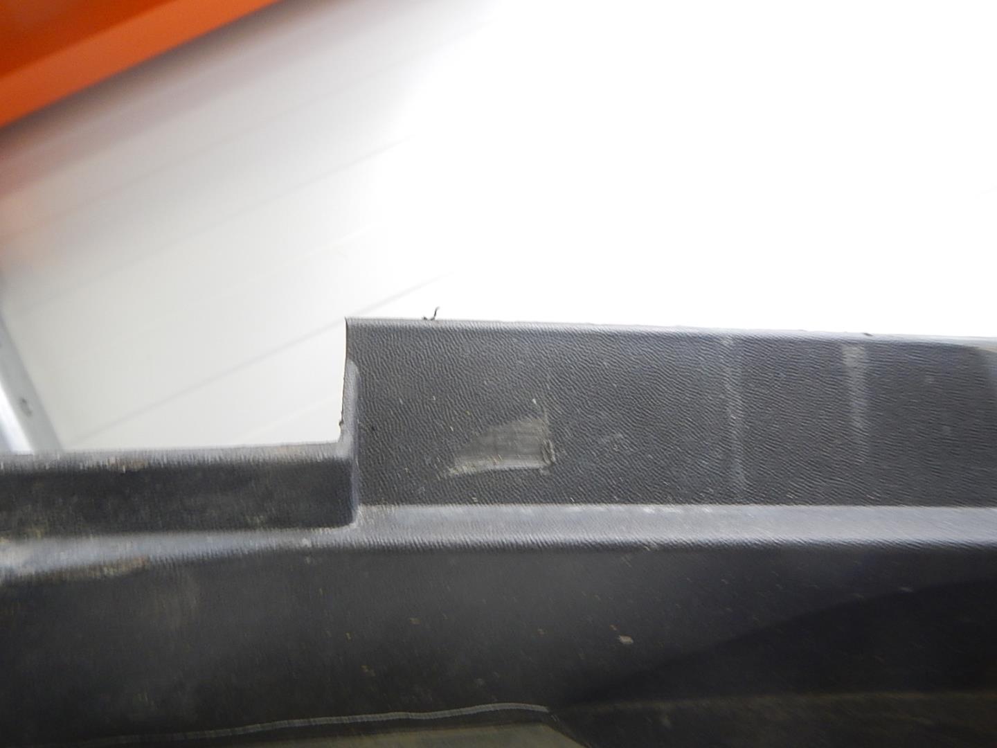 Подножка левая