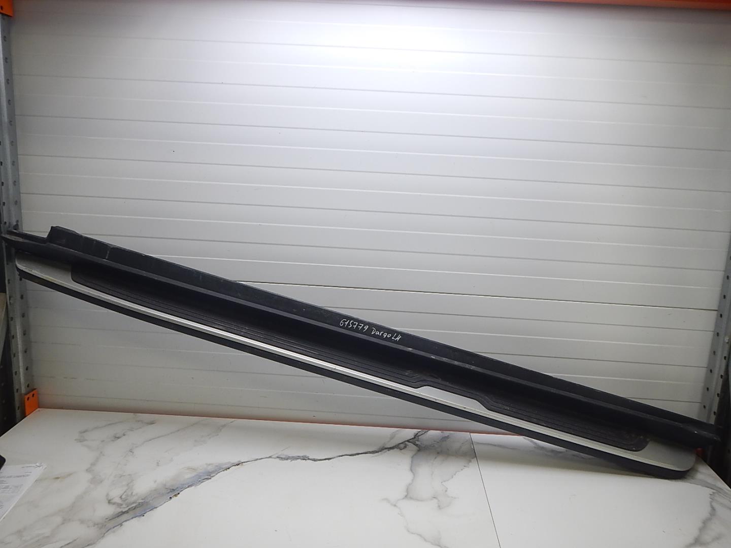 Подножка левая