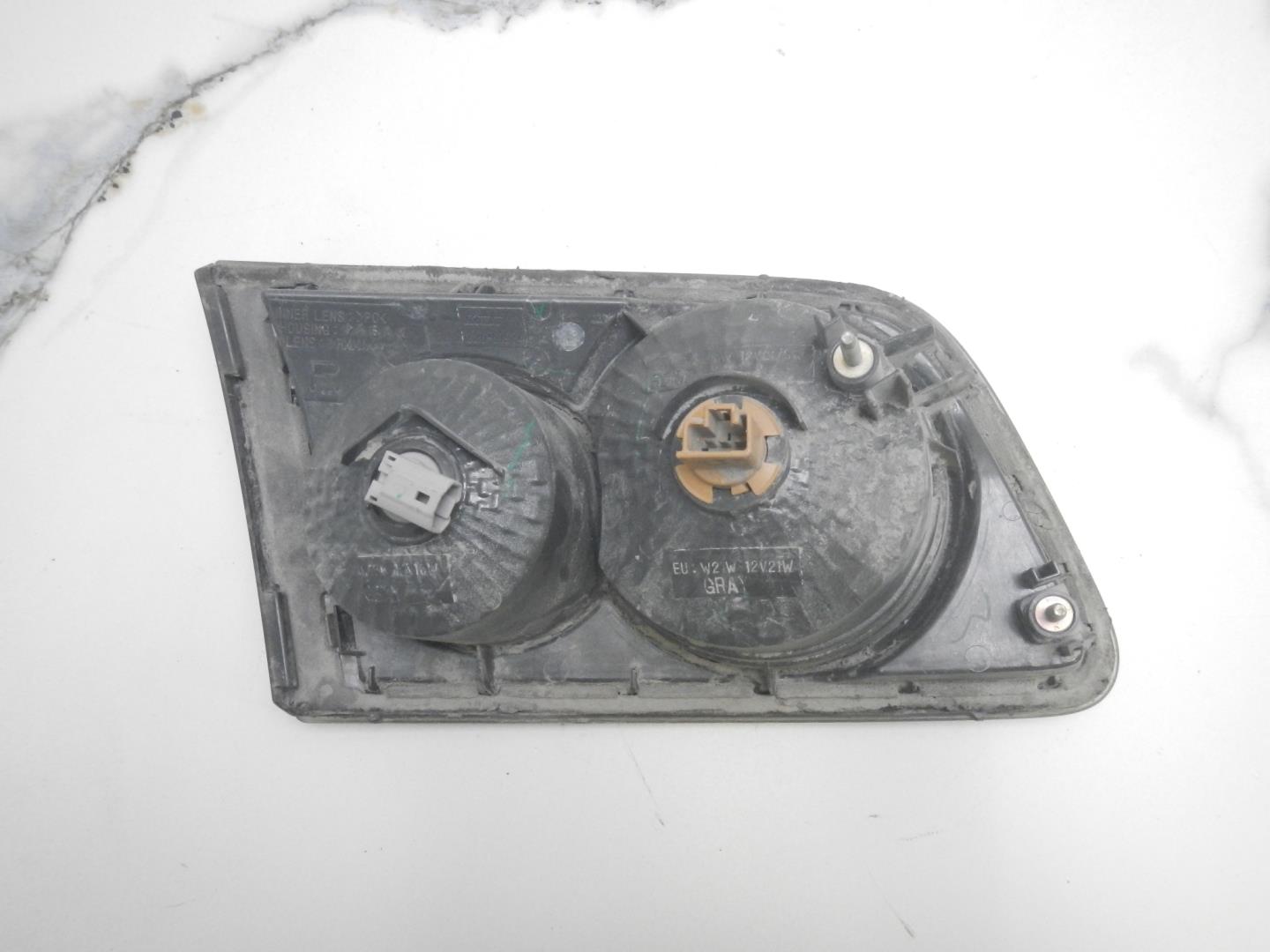 Фонарь задний внутренний правый