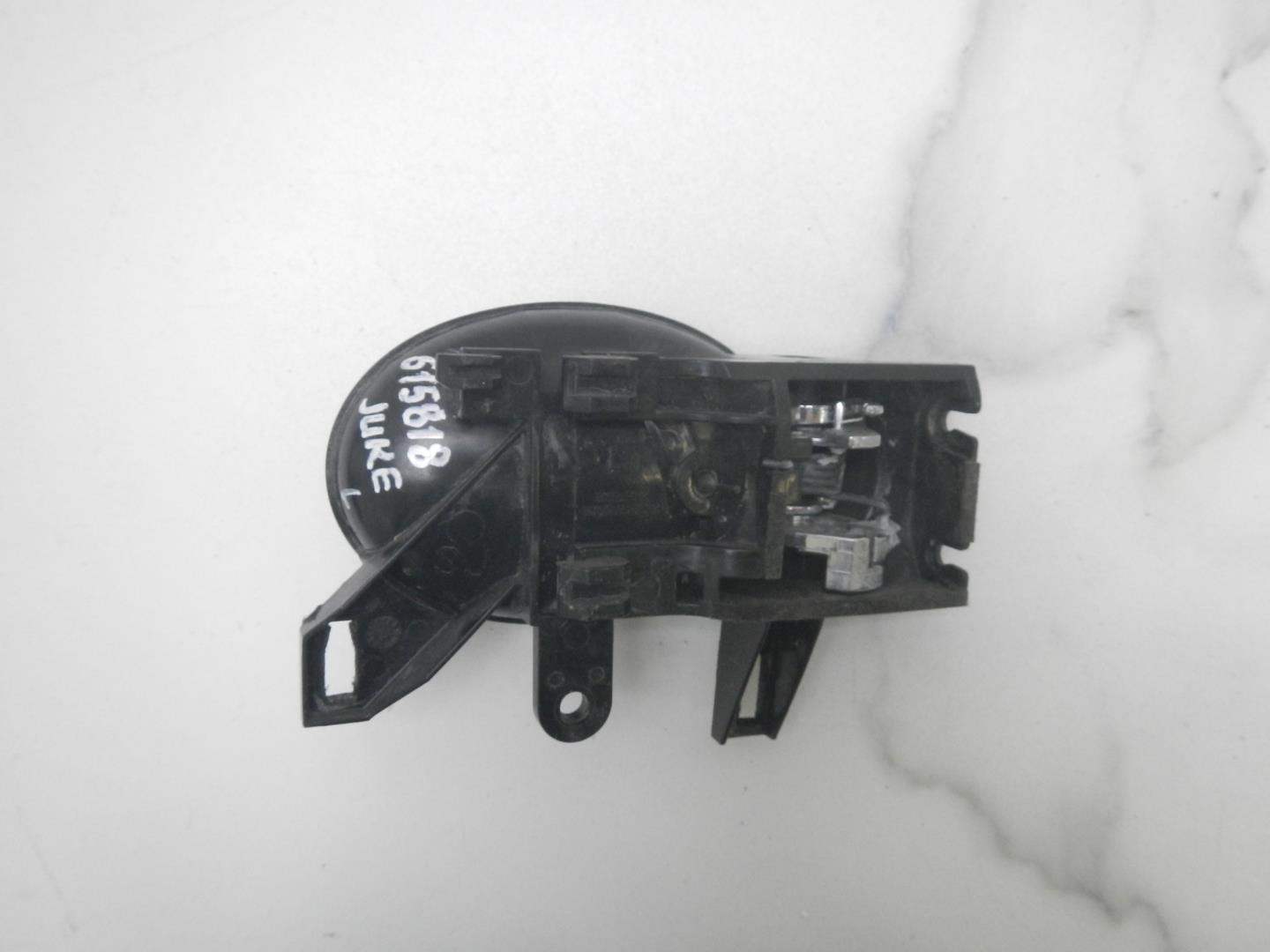 Ручка двери внутренняя левая