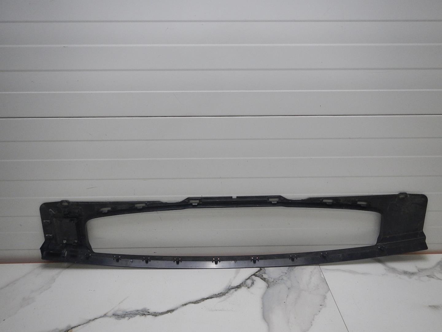 Кронштейн заднего бампера