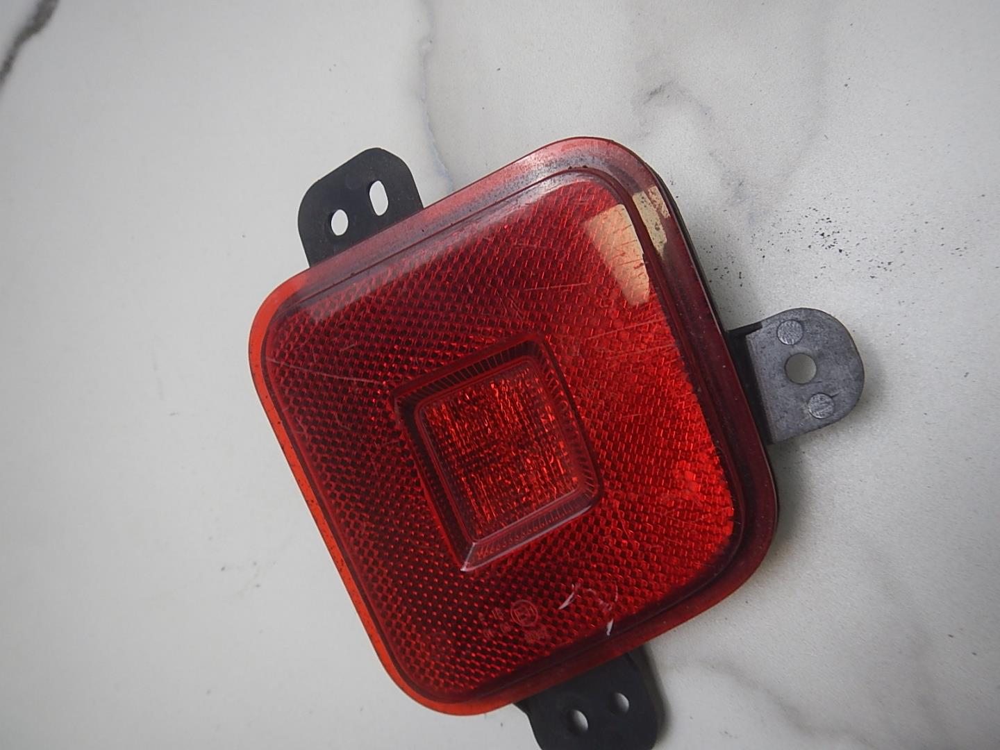 Фонарь задний противотуманный