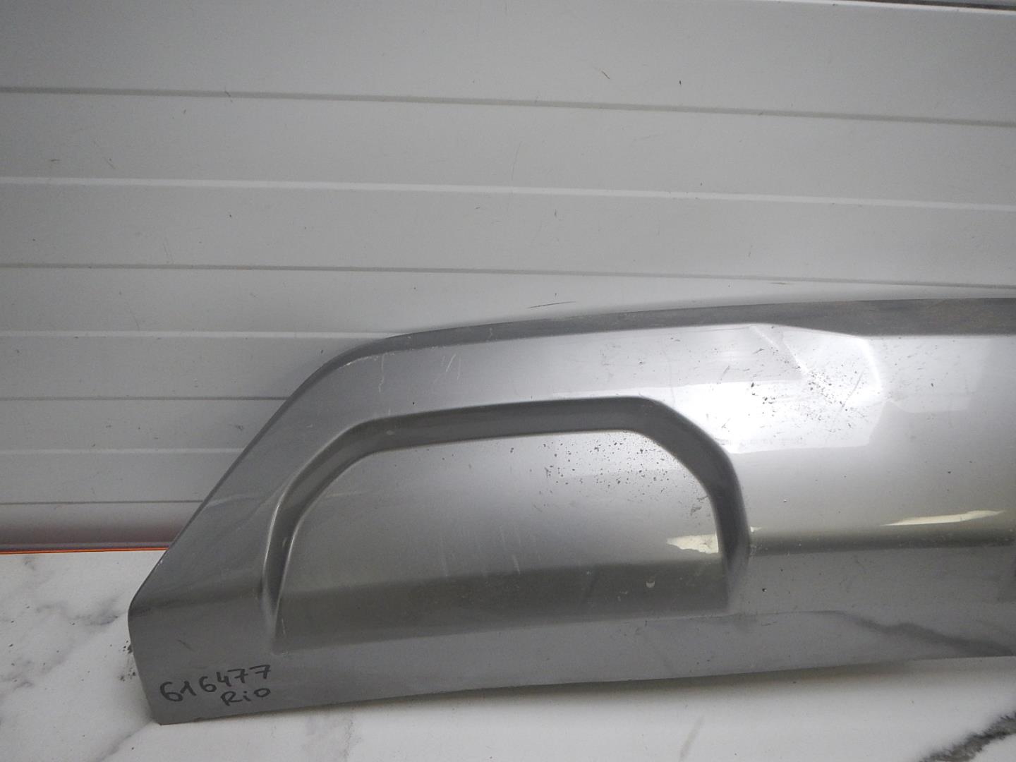 Накладка заднего бампера