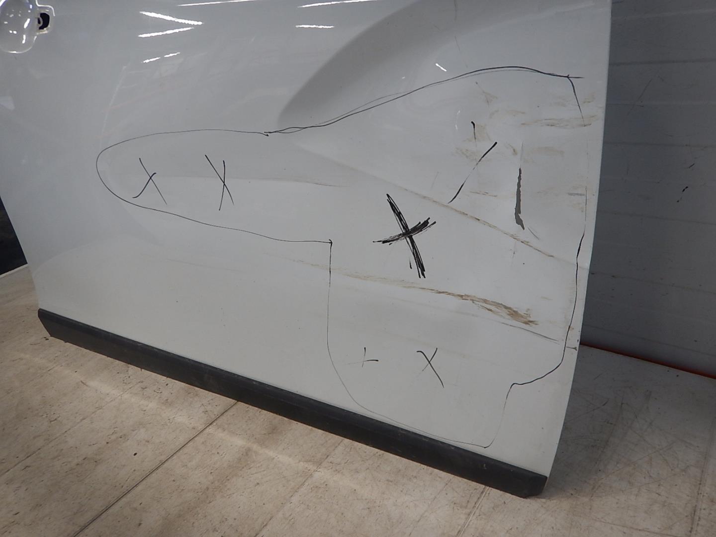 Дверь передняя правая