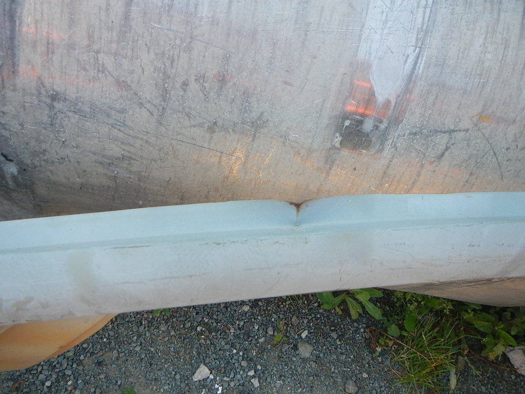 Кузовной элемент