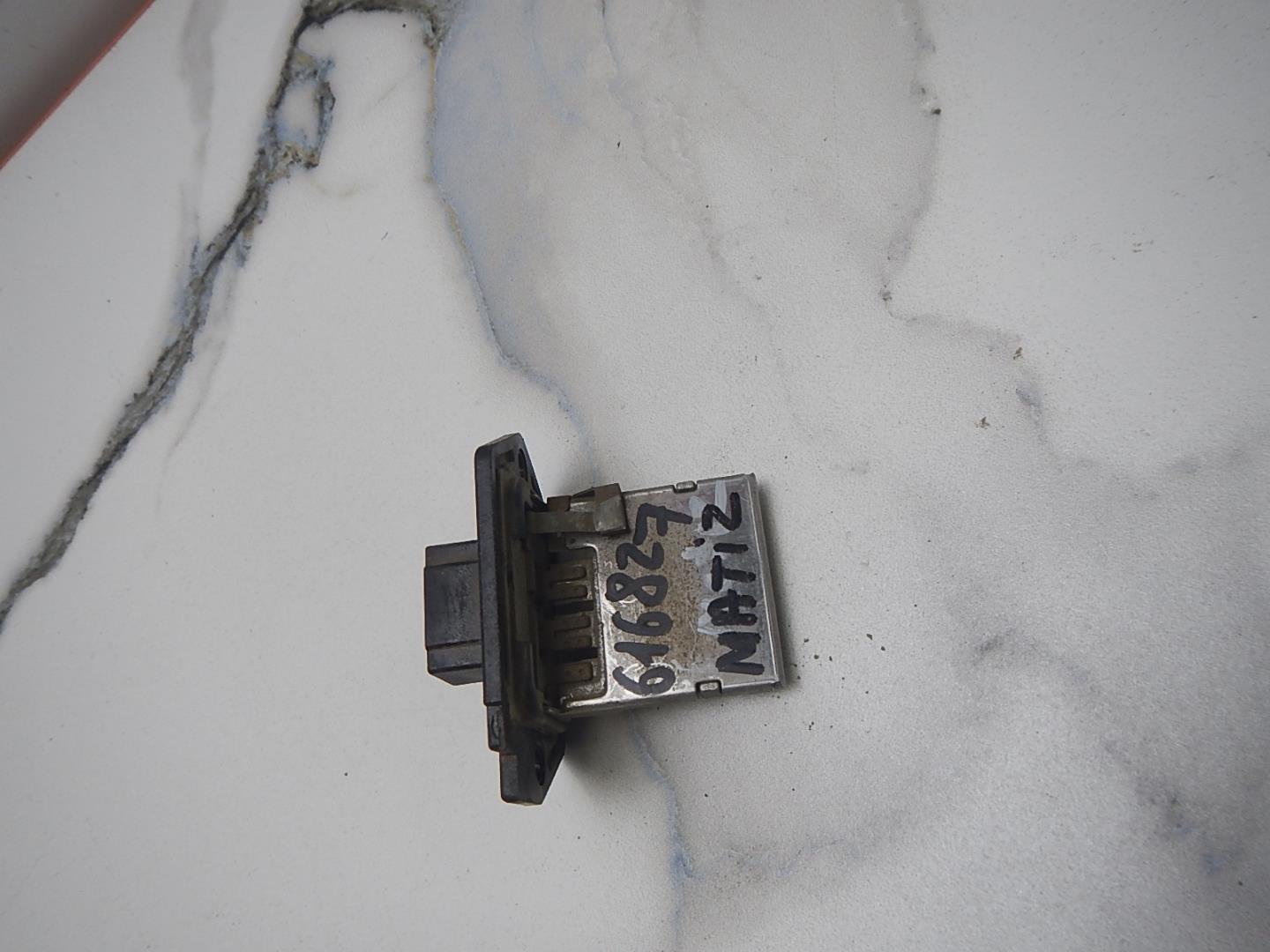 Резистор отопителя