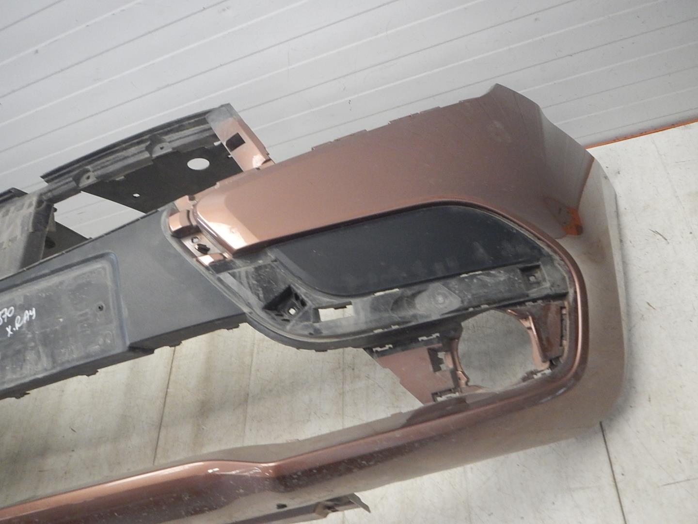 Бампер передний