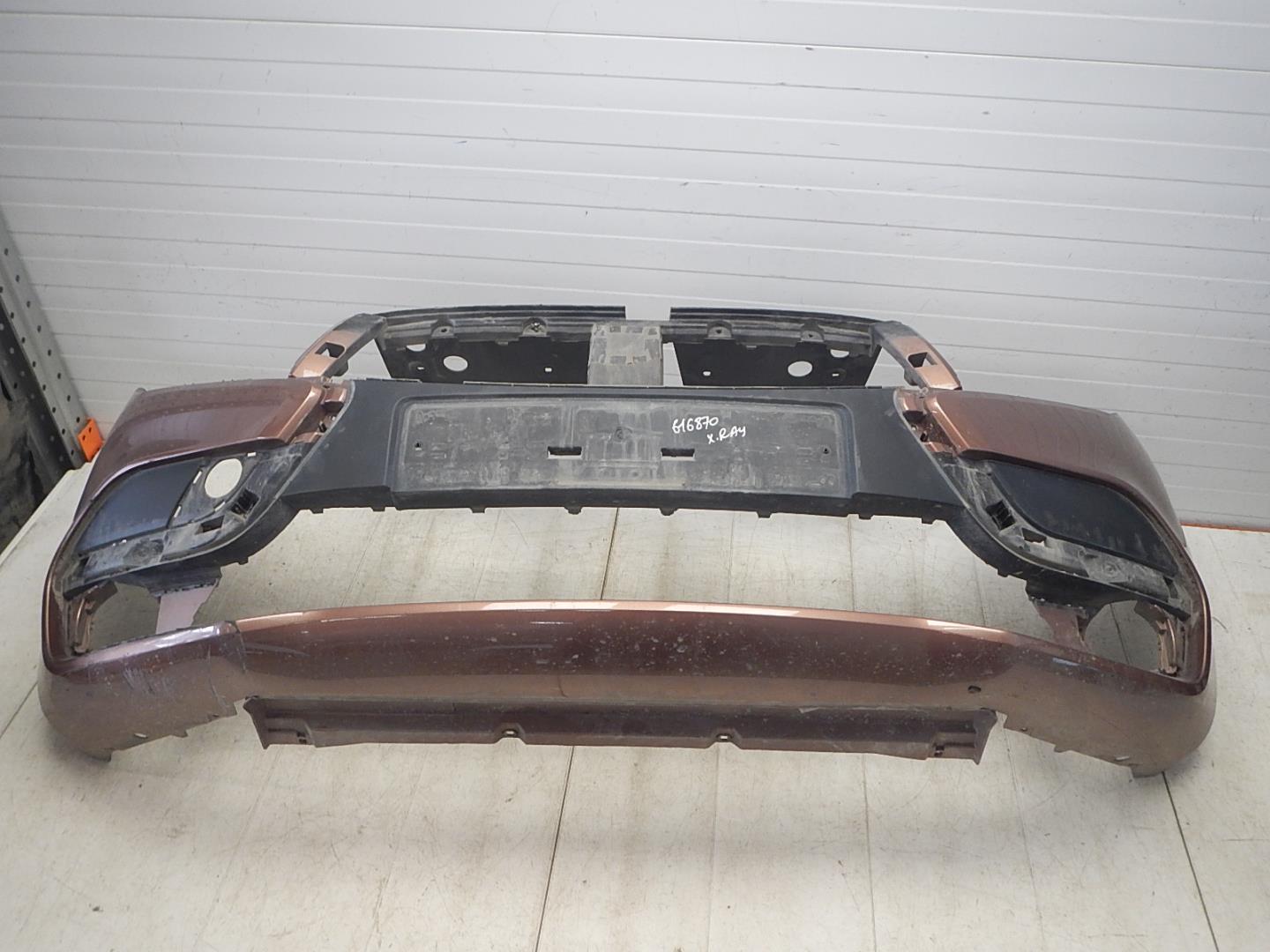 Бампер передний