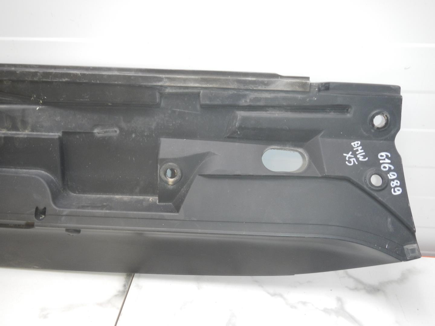 Спойлер (дефлектор) крышки багажника