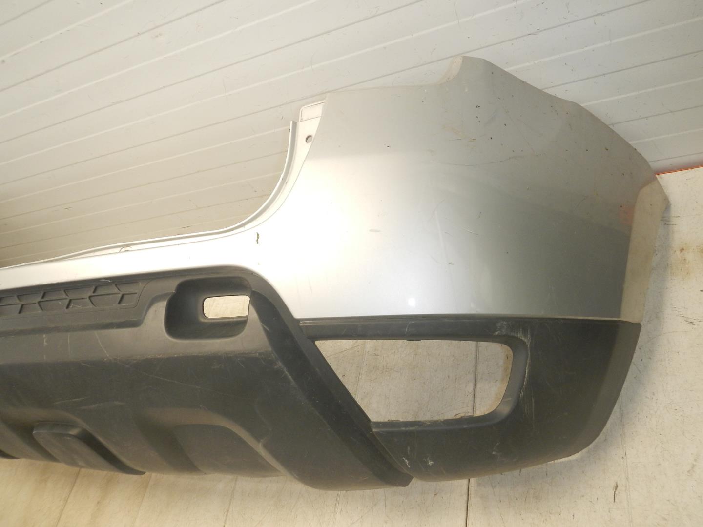 Бампер задний