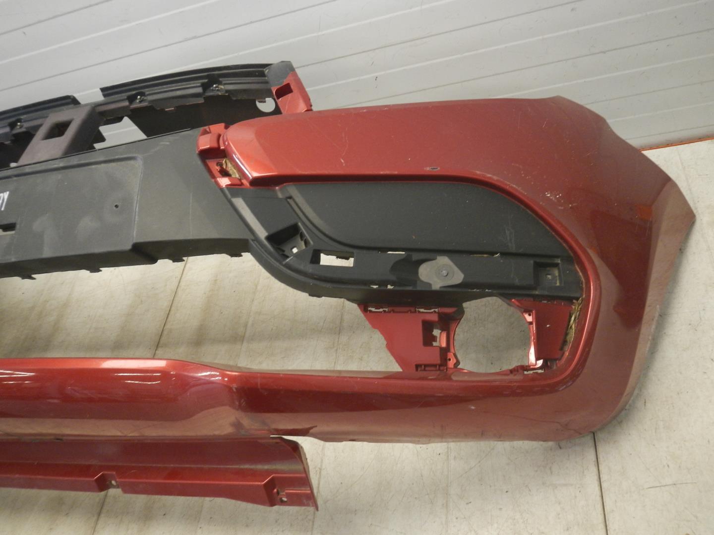 Бампер передний