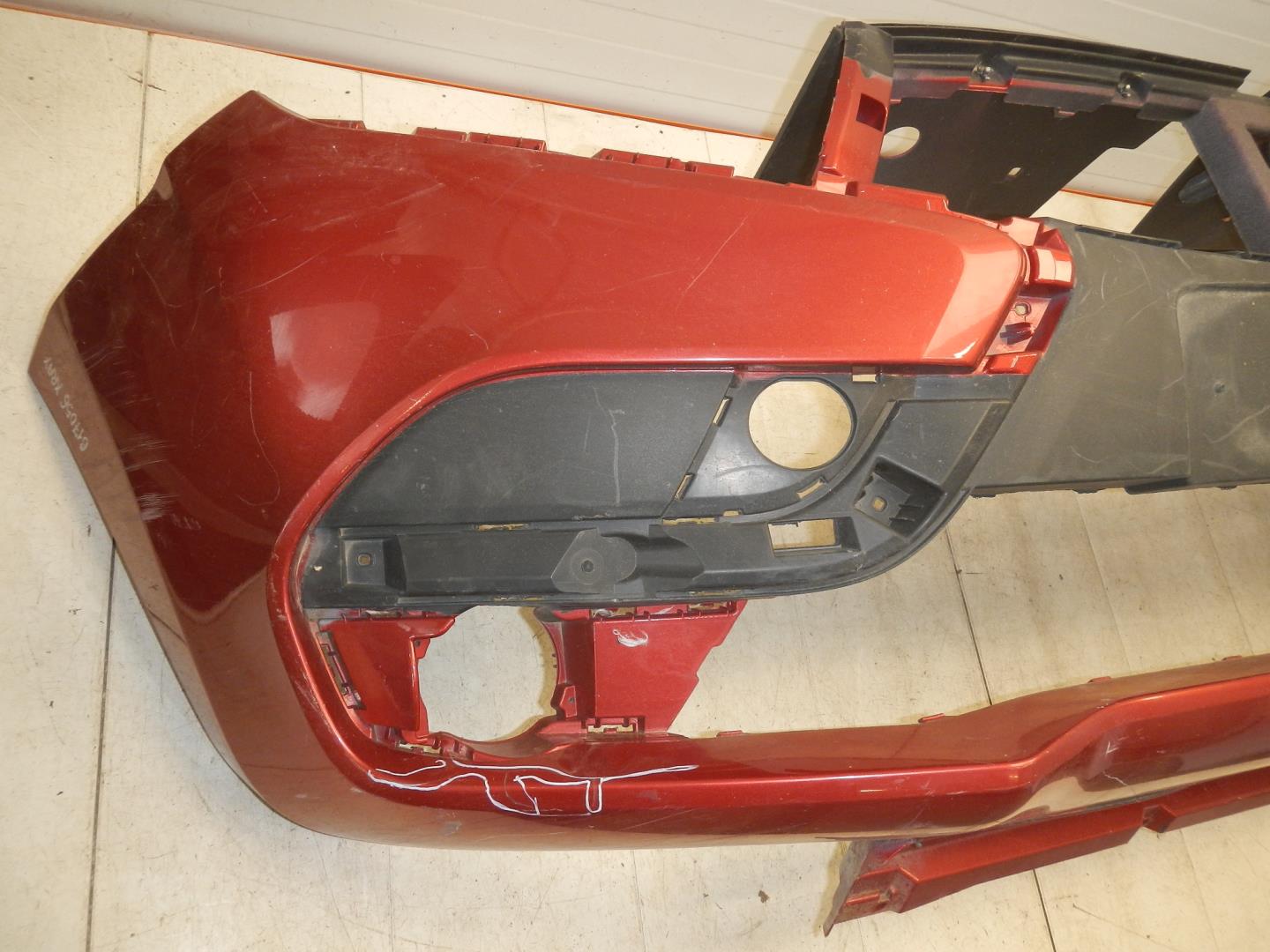 Бампер передний