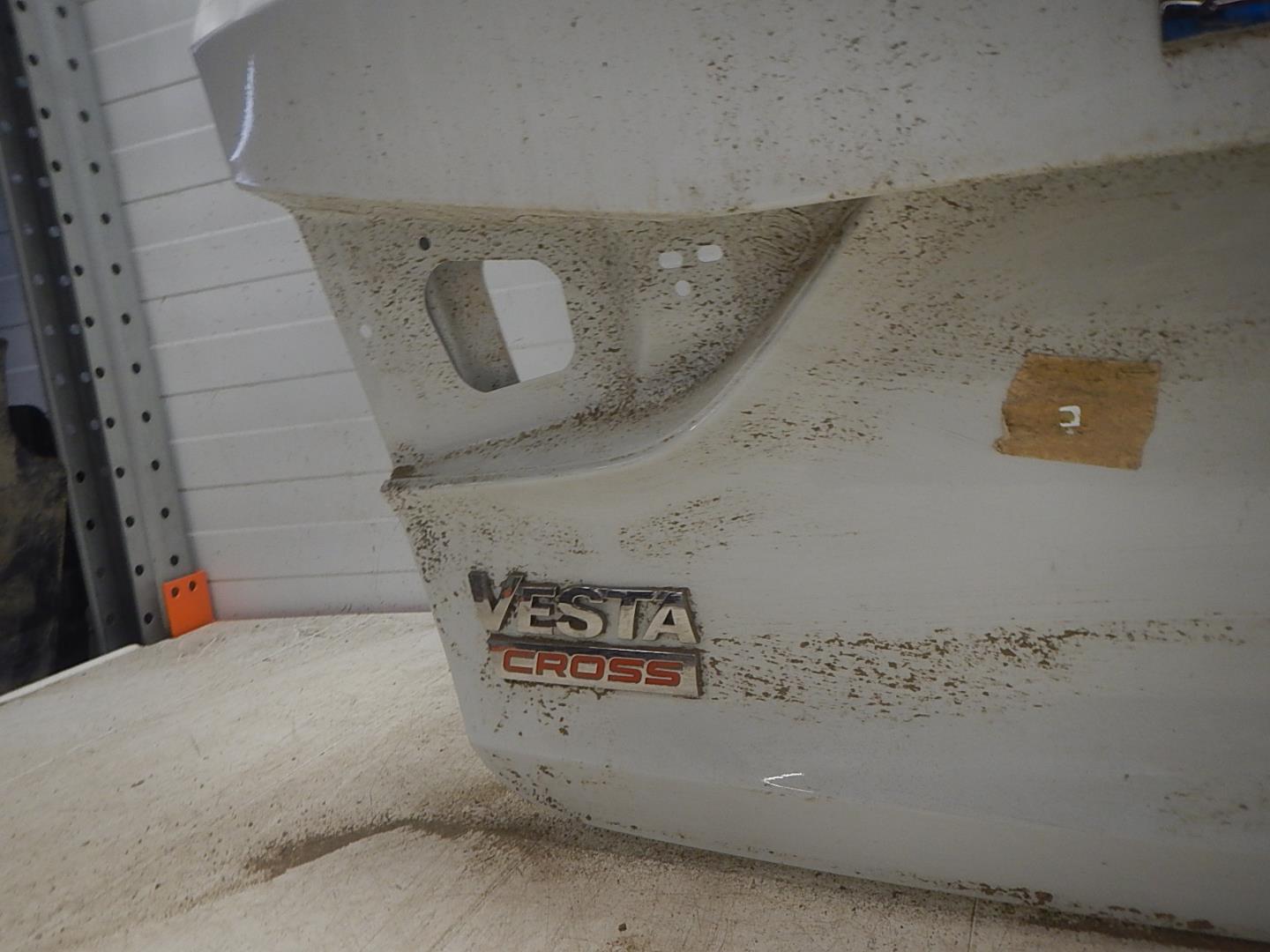 Дверь багажника