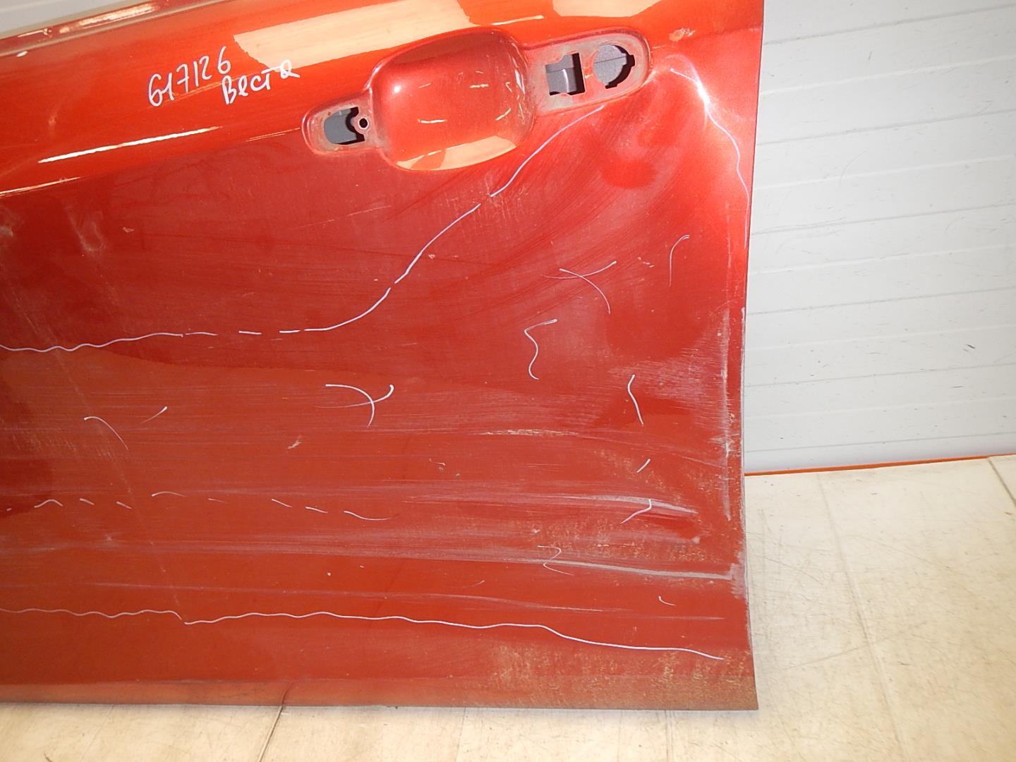 Дверь передняя левая