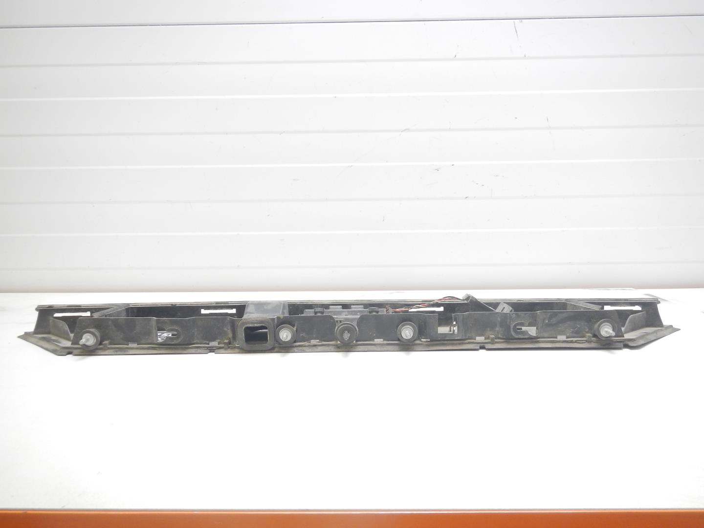 Накладка двери багажника