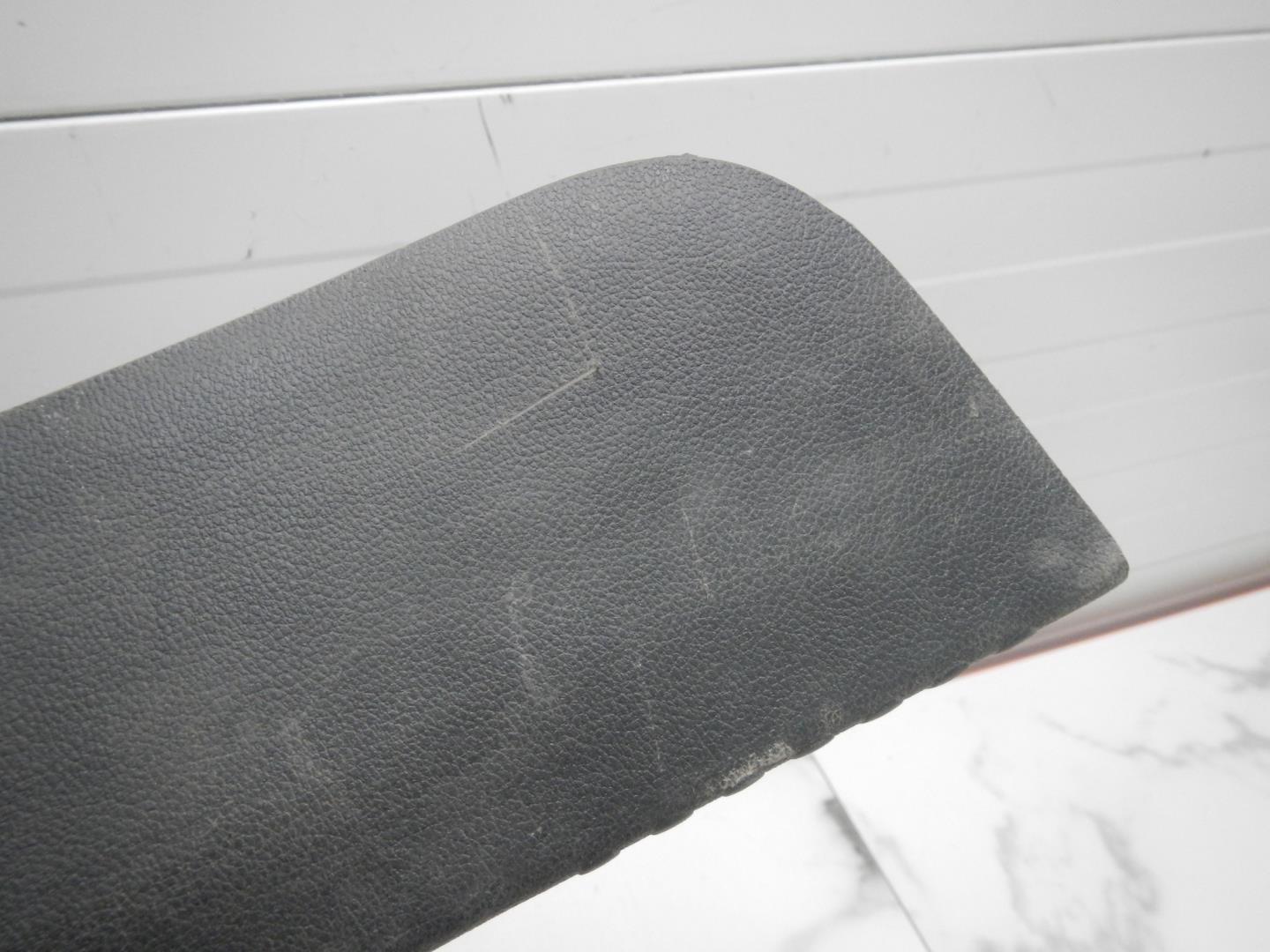 Обшивка багажника