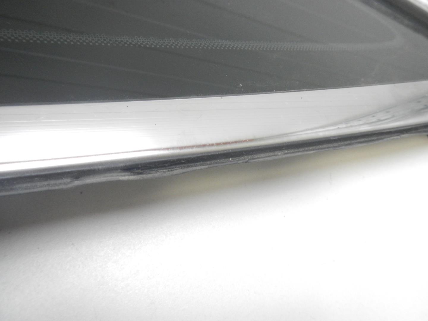 Стекло кузовное глухое правое