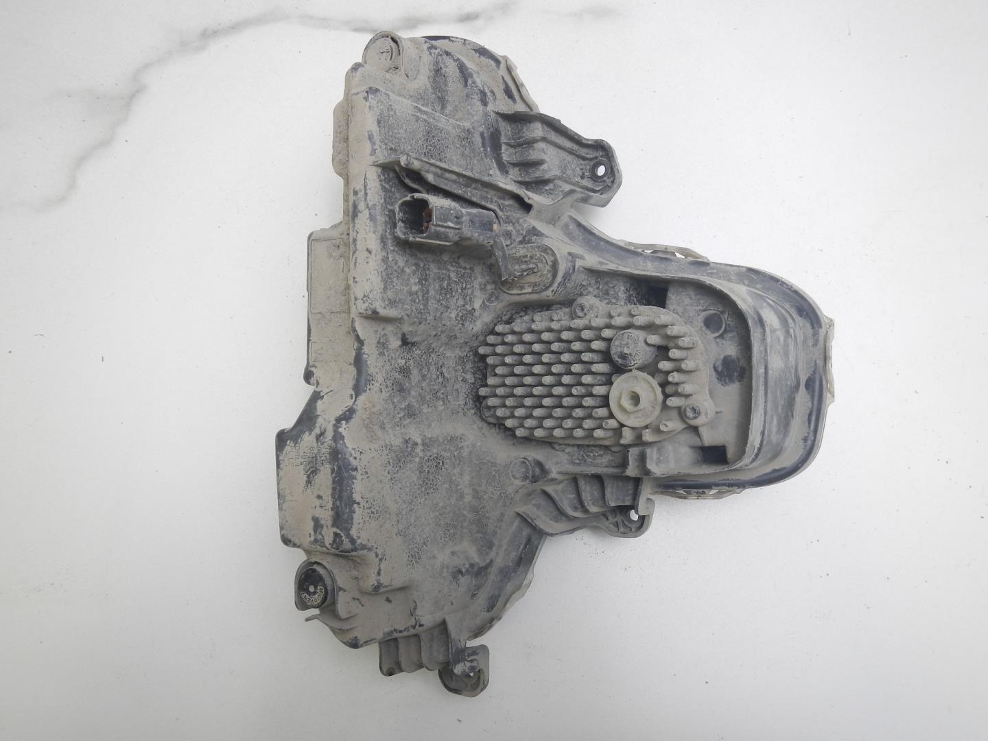 Фара дневного света левая (ходовые огни)