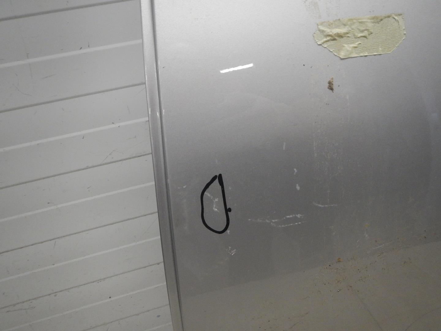 Дверь задняя левая