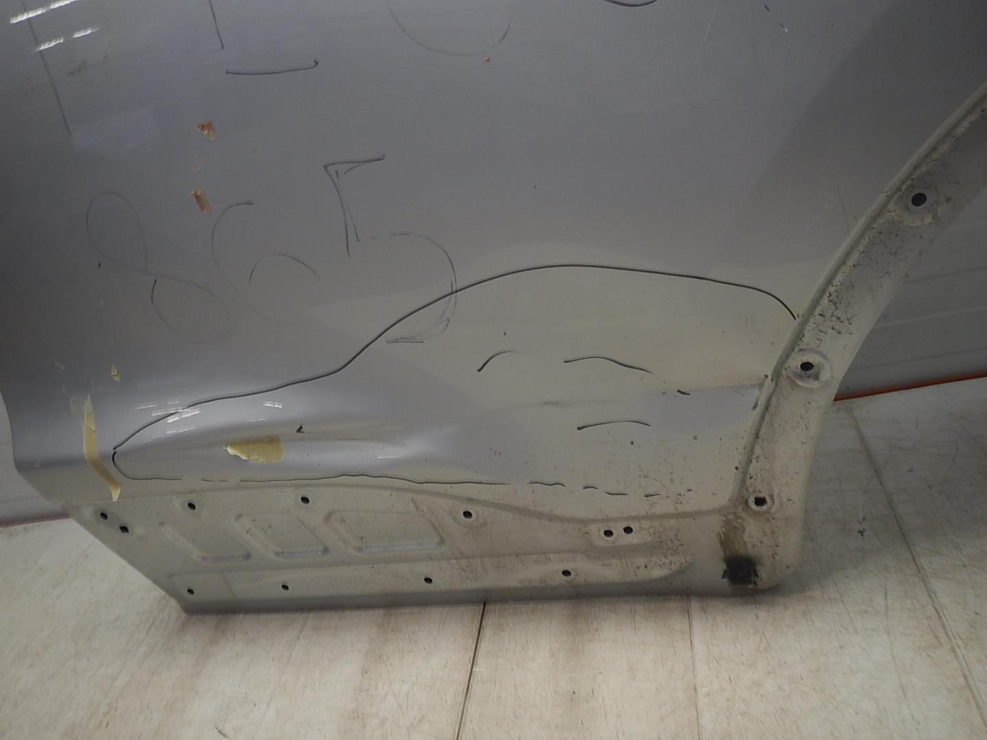 Дверь задняя левая