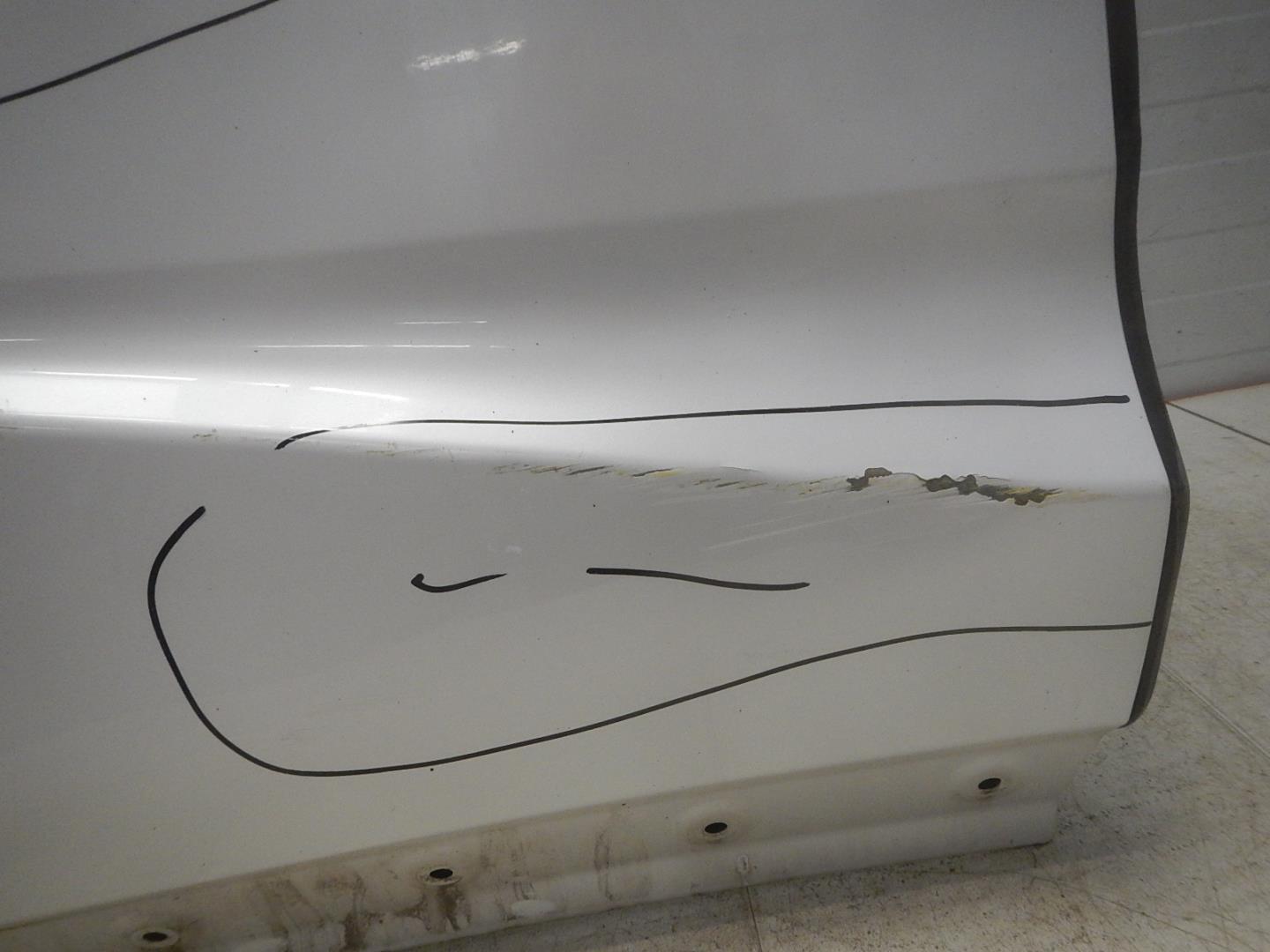 Дверь задняя правая