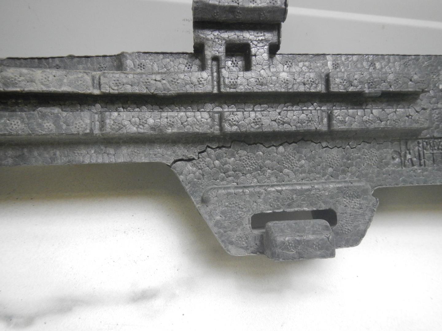 Наполнитель переднего бампера